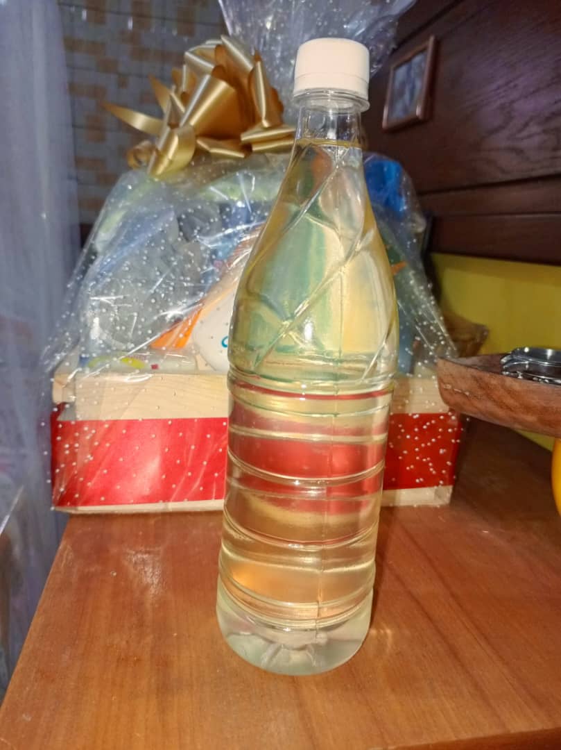 Huile de Coco Pressée à Froid